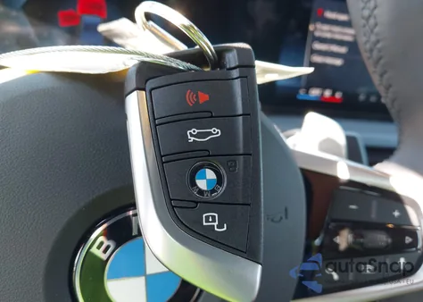 2025 BMW 3 Series 330I from USA, damaged, VIN 3MW69CW03S8F72372